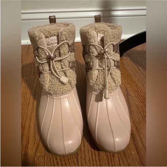 New Sperry Top-Spider Pink Sherpa Duck boots, Size 6.5 - Picture 2 of 10